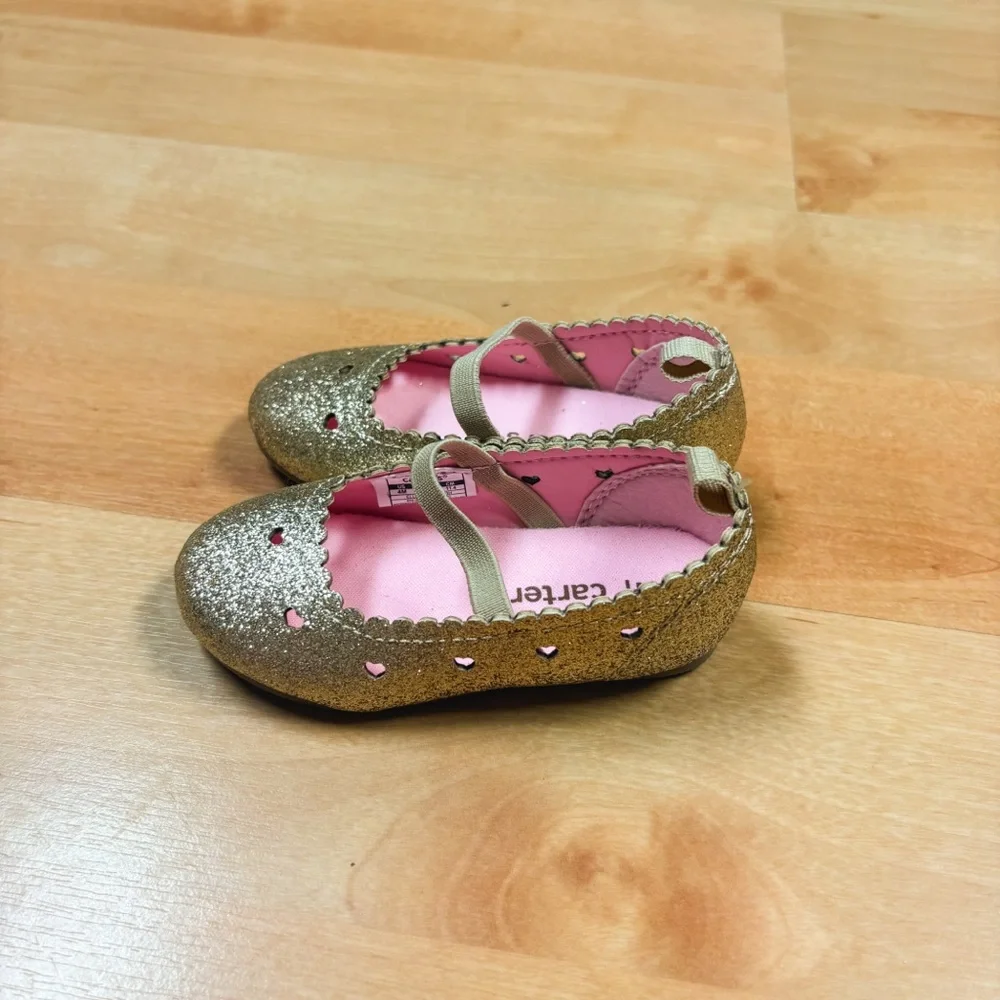NWOT Carters Gold Sparkle Ellaria Mary Jane Flats Dress Shoes Size 4